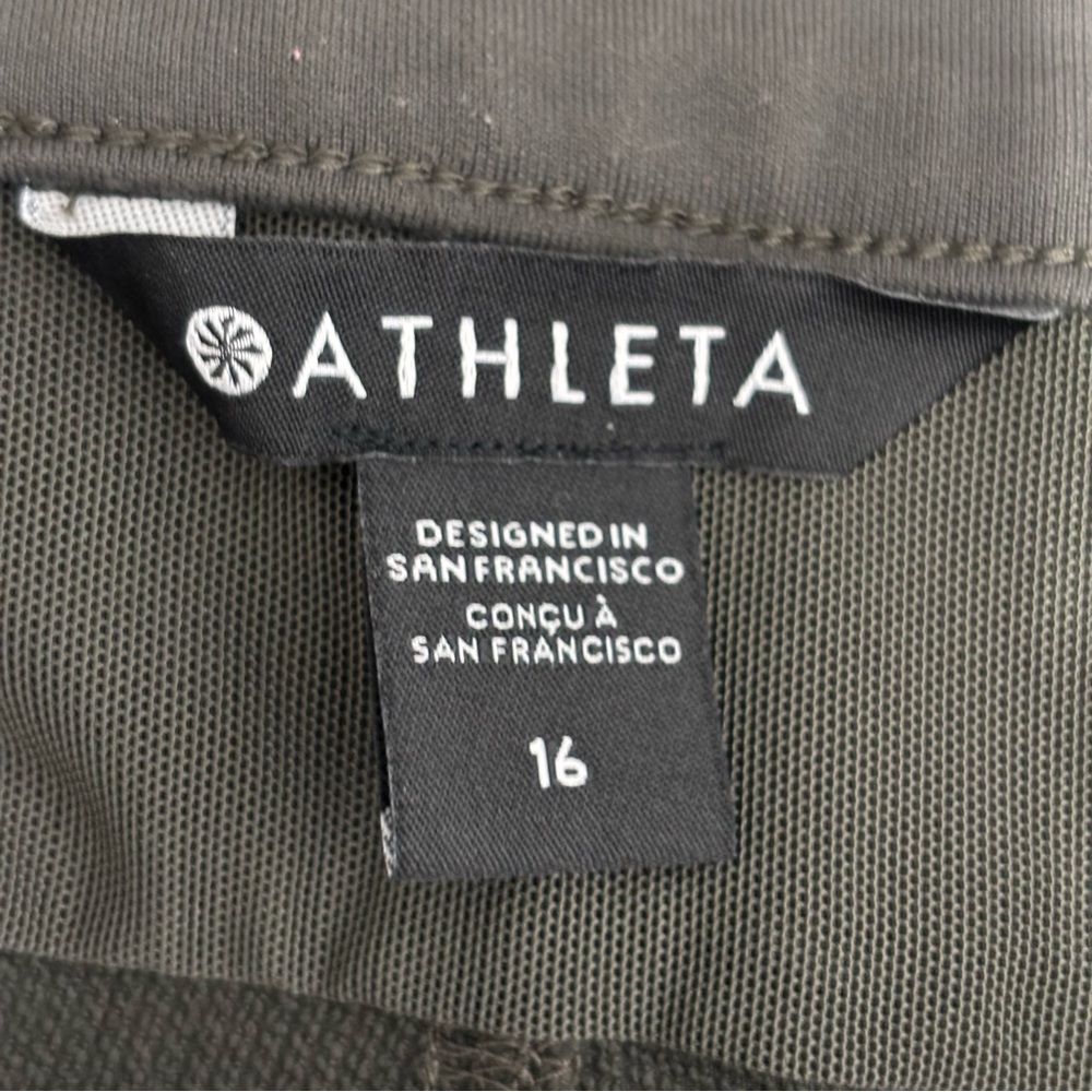 Athleta Highlands Green Hybrid Trek Jogger Size 16 Pants NWOT - Picture 7 of 12